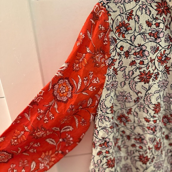 J Jill One pocket shirred100% cotton lightweight cottagecore button floral top M - Picture 8 of 14